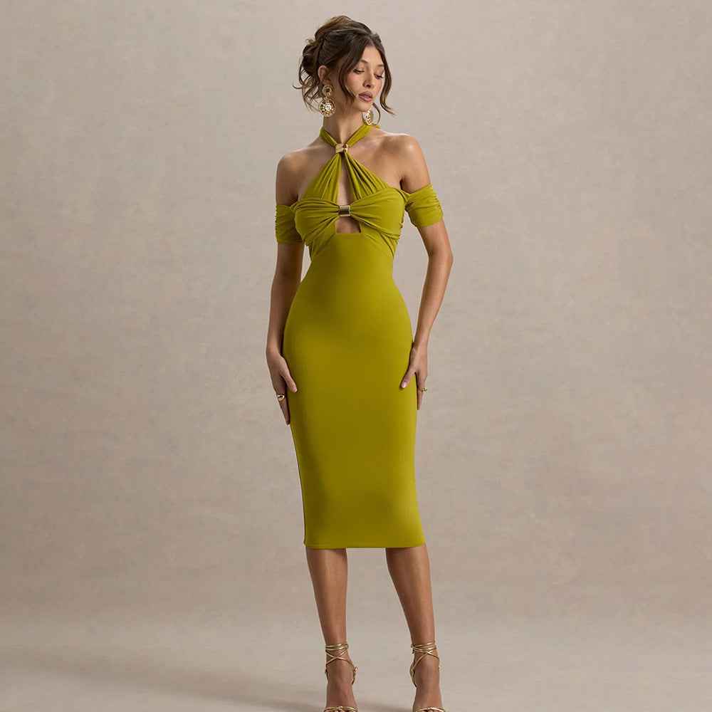 Womens Fashion
Slim Fit Dress
Night Out Outfit
Halter Dres
Evening Wear
Bold Style
Backless Dress