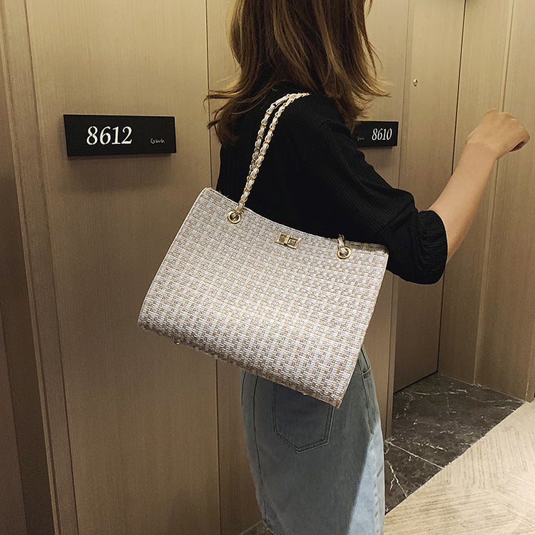 Crossbody bag, Shoulder bag, Chain bag, Chain crossbody bag, Women&