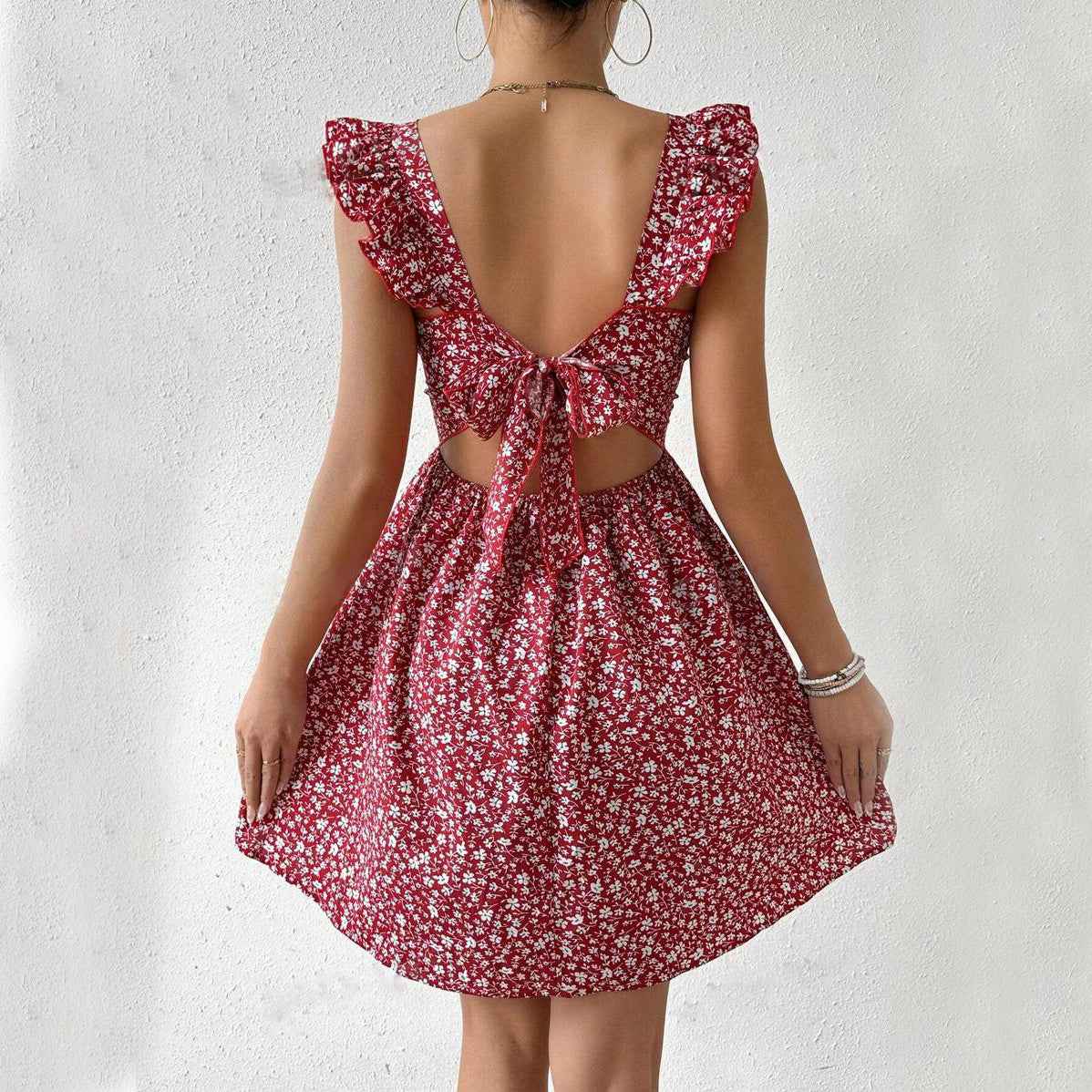 Square-neck ruffled summer dress 