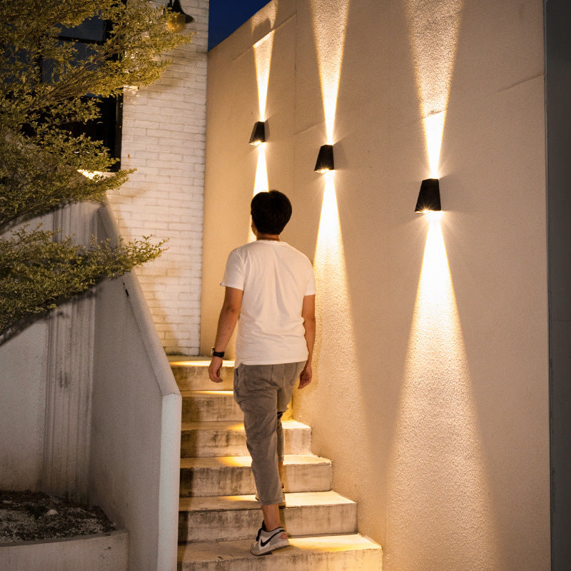 Solar Outdoor Corridor Waterproof Wall Lamp - FIFI LONDON