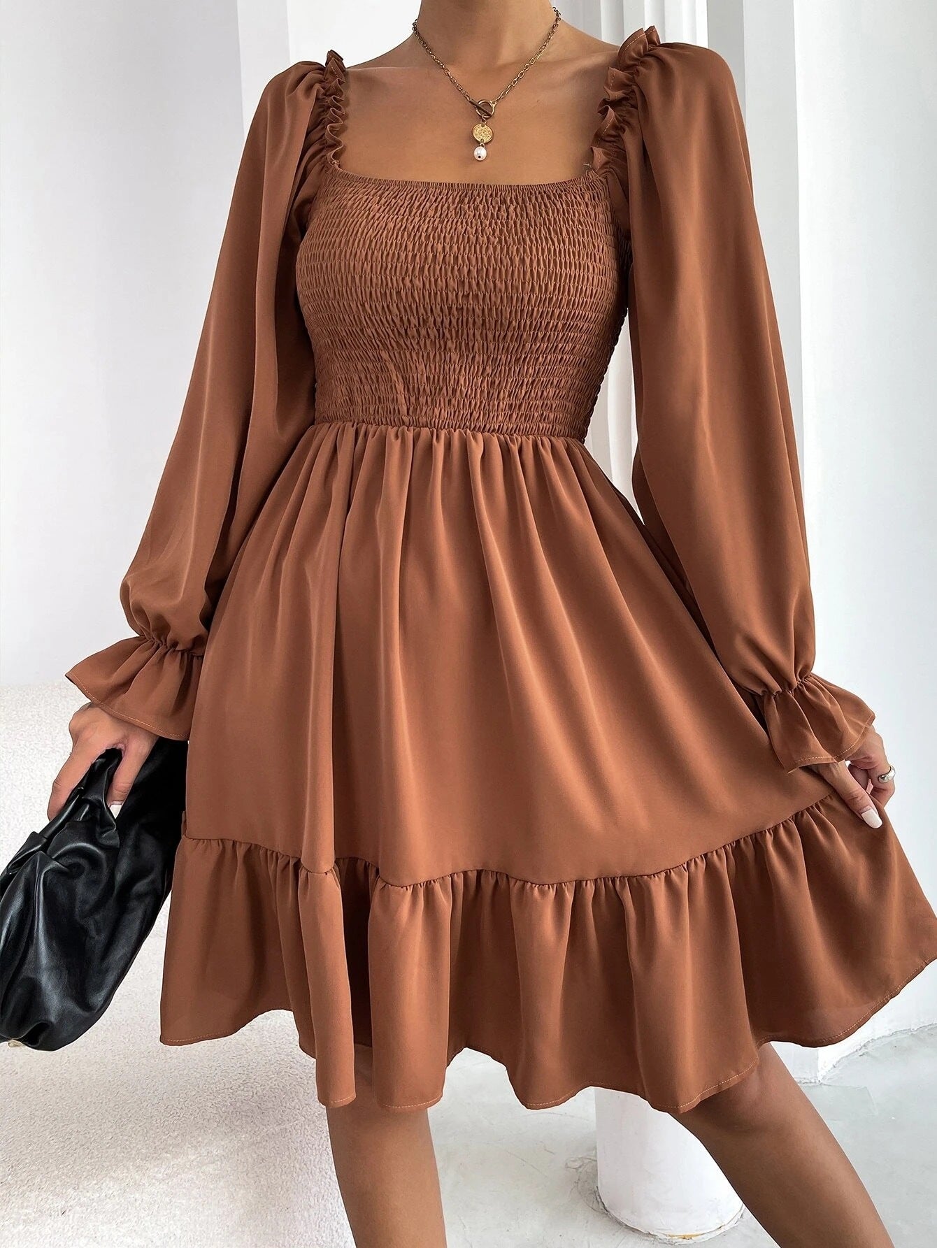 Chic long sleeve party dress