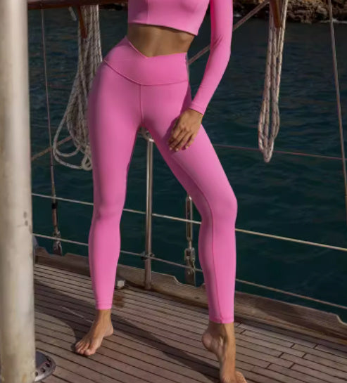 Outdoor sports fitness top