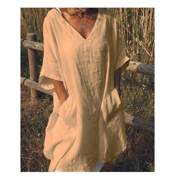 Oversized midi dress

V-neck dress women

Loose fit dress

Casual midi dress

Flowy oversized dress

Everyday comfort dress

Relaxed summer dress

Minimalist women’s dress