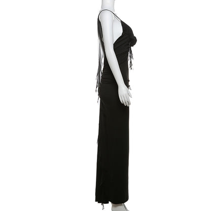 Women's solid-colour suspender dress styled for summer, full-length view