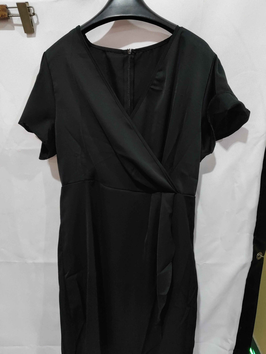 Summer V-neck Short-sleeved Dress Ins Fashion Tight-Waisted Beach Dresses Women's Clothing
