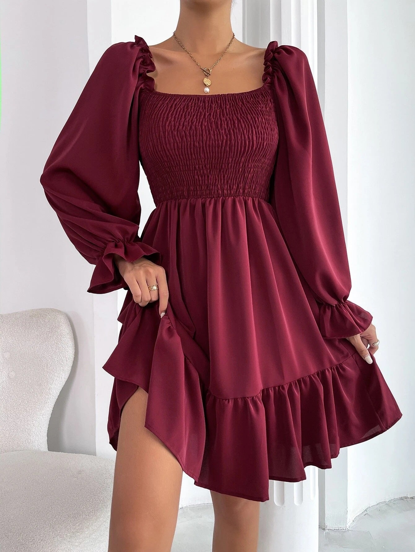 Chic long sleeve party dress